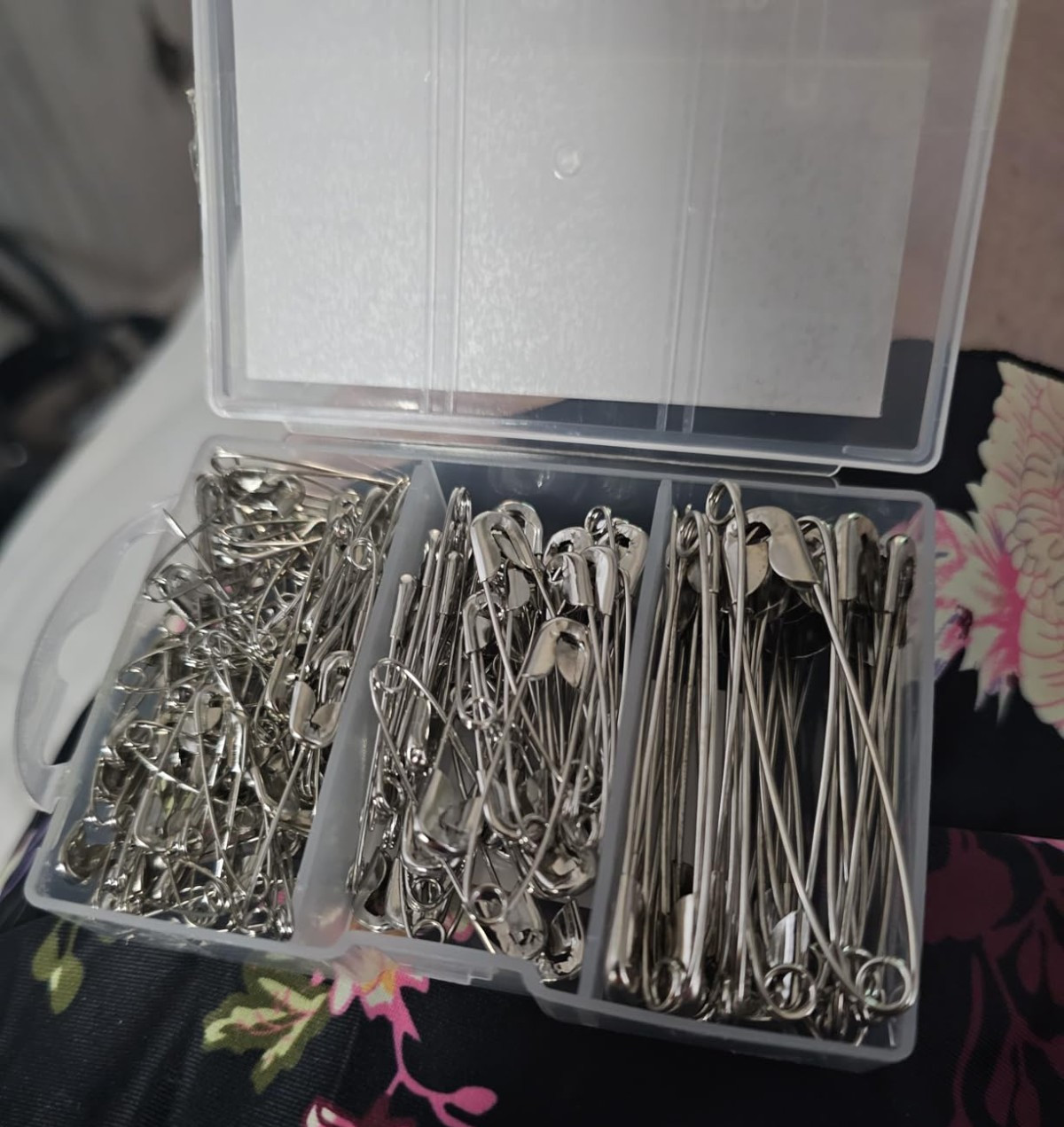 Safety Pins 150 Pcs Assorted Sizes Silver Pins Bulk Small & Large Heavy Duty New