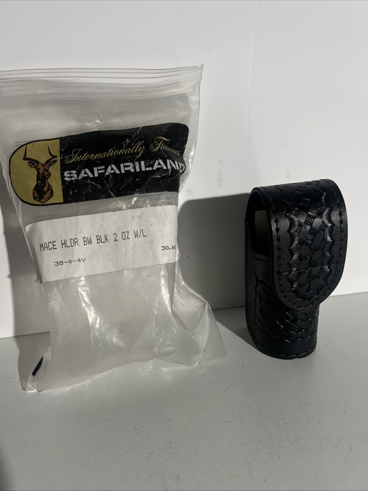 safariland mace holder black weave 38-4-4V Snap Button Belt Duty Pouch
