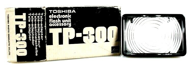 TOSHIBA TP-300 TELE-ADAPTER TELEPHOTO ADAPTER FOR ELECTRONIC FLASH UNIT