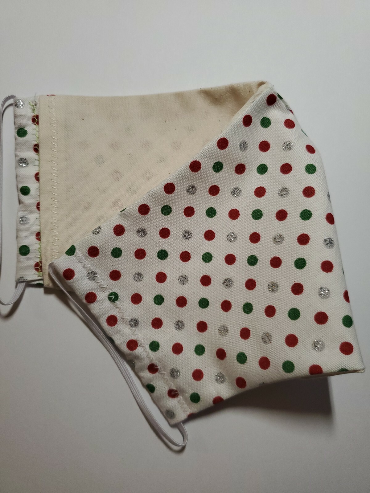 Handmade face mask washable and reusable with filter pocket