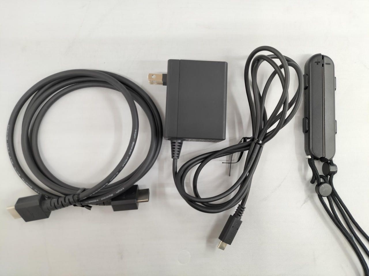 NINTENDO SWITCH HAC-001-01 Used