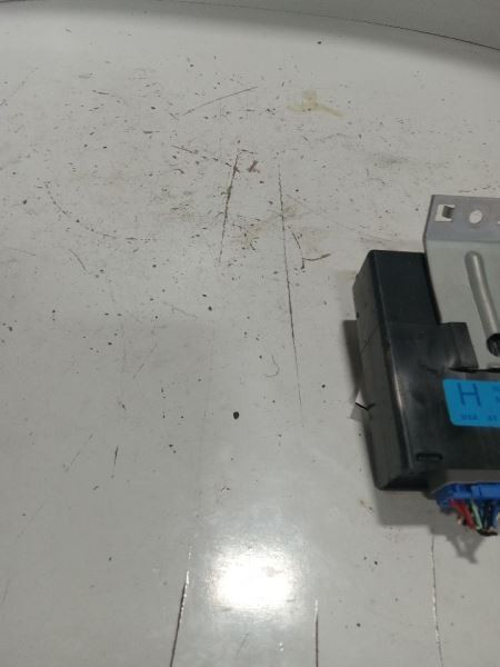 2003-2005 Subaru Forester Control Module Multifunction Integrated OEM 1014647
