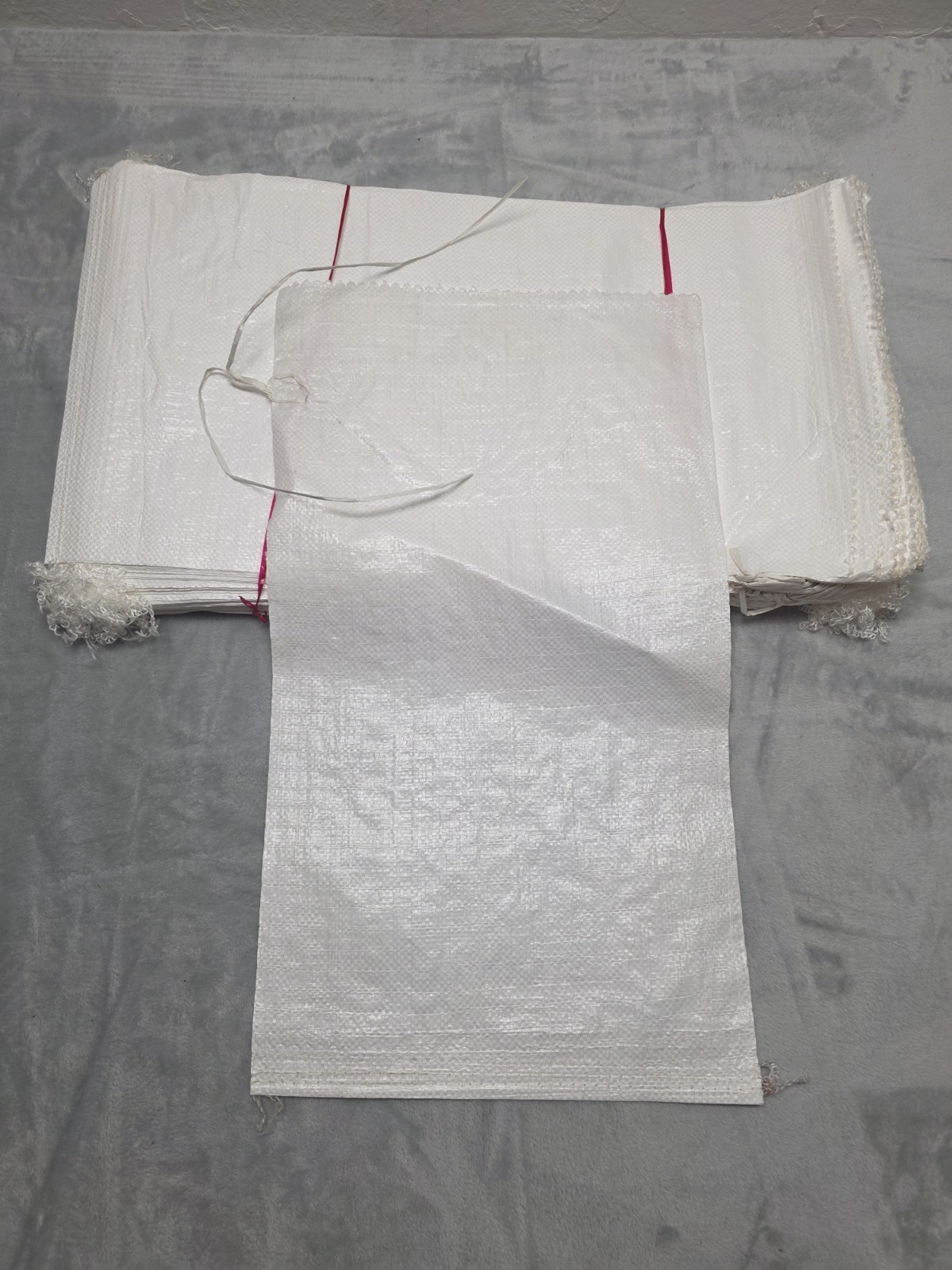 New 50 Pack 14" x 26" Empty White Poly Sandbags With Attached Ties Flood Barrier