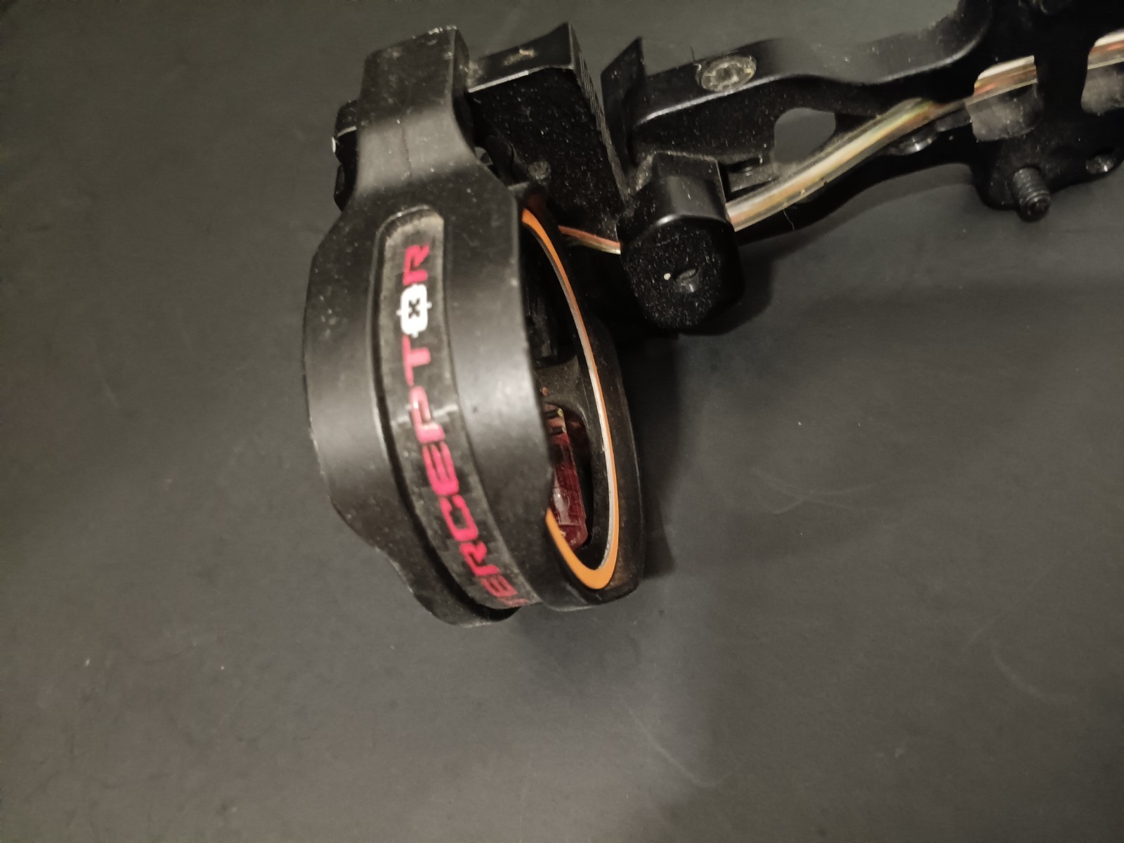 Fuse Interceptor 5 Pin Archerey Sight With Level And Mounting Hardware
