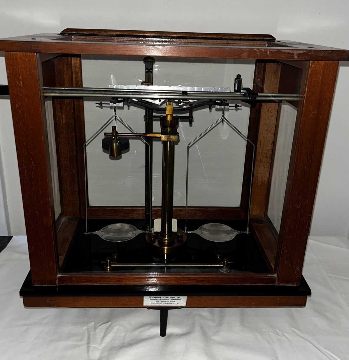 Antique Seederer-Kohlbusch Scientific Balance Scale.