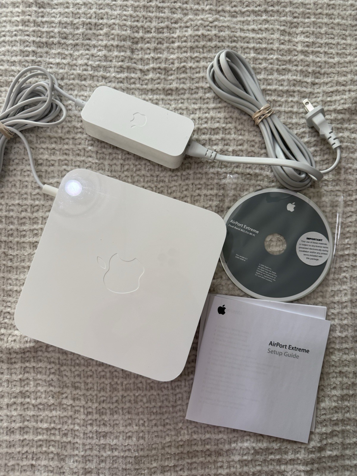 Apple AirPort Extreme A1354 Dual-Band 802.11n 300Mbps Gigabit Router USB