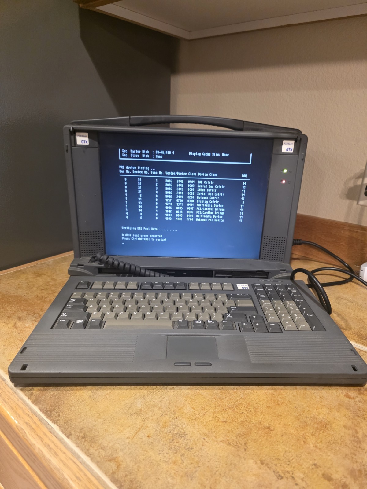 Dolch/Finisar FXPAC-PIII-1000 Computer System GTX-GE-P2000