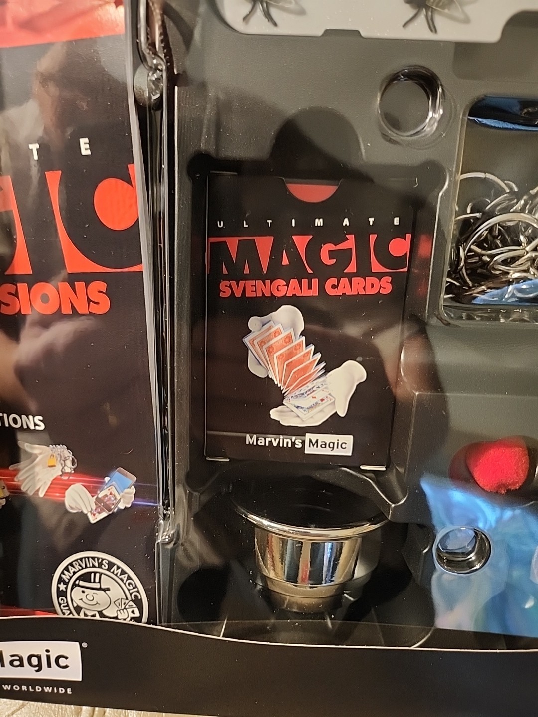 Marvin's Magic Ultimate Magic 400 Tricks & Illusions The Complete Magic Show