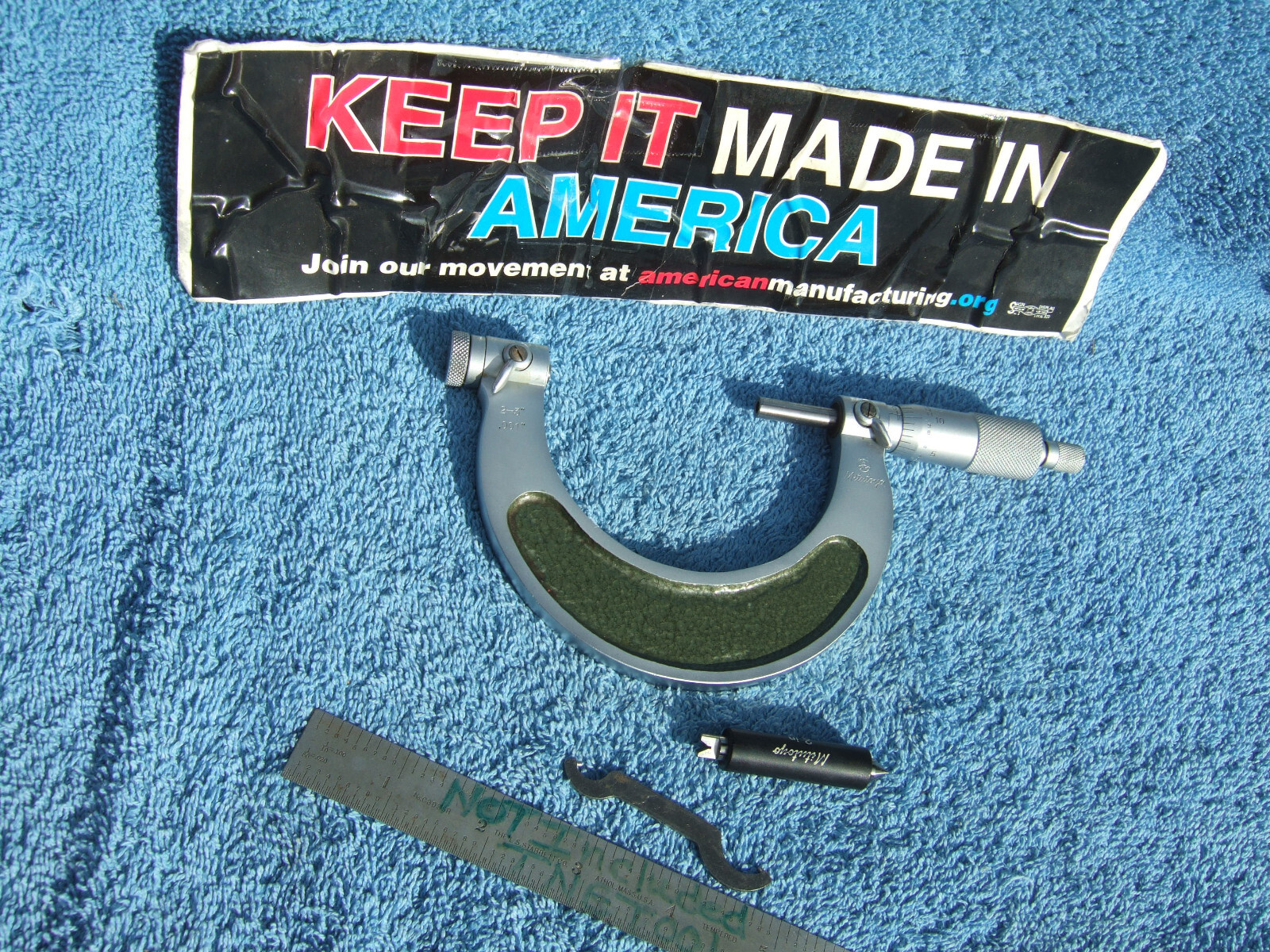 THREAD MICROMETER 2-3"  MITUTOYO 126-139a NOS  OVER $700 WHEN NEW MACHINIST