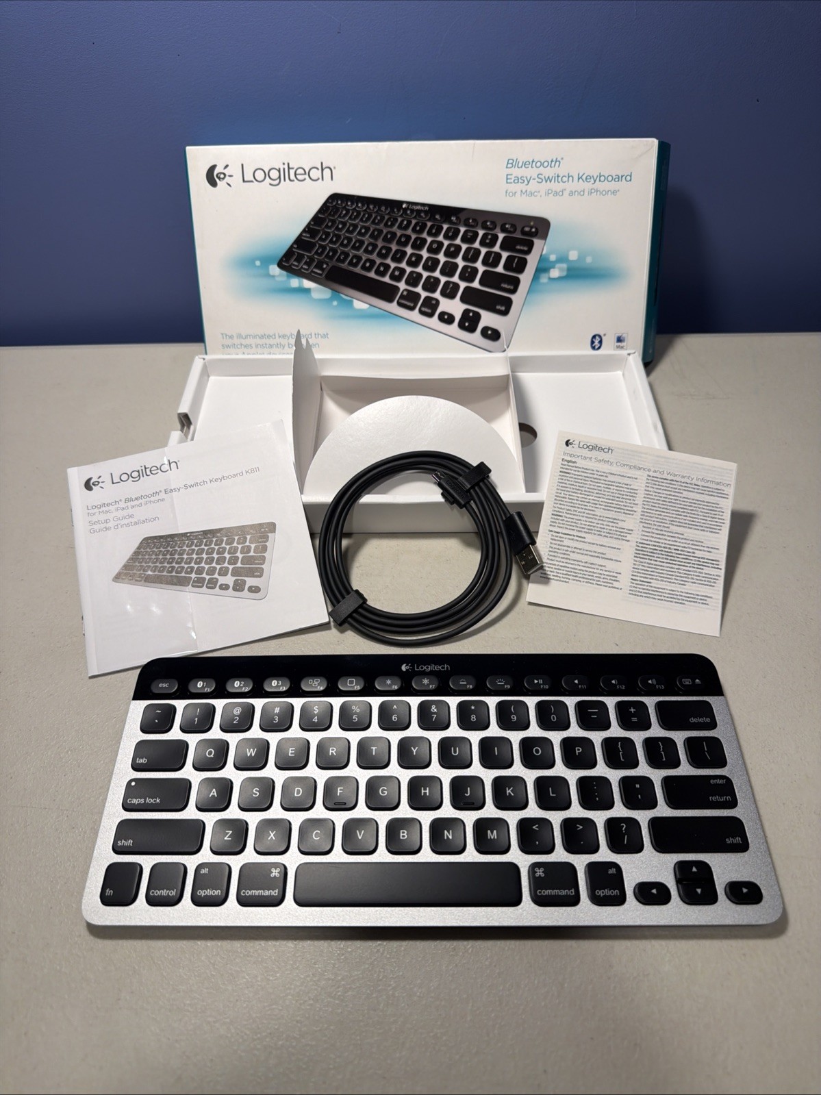Logitech K811 920-004161 Wireless Keyboard  (NEW OPEN BOX)