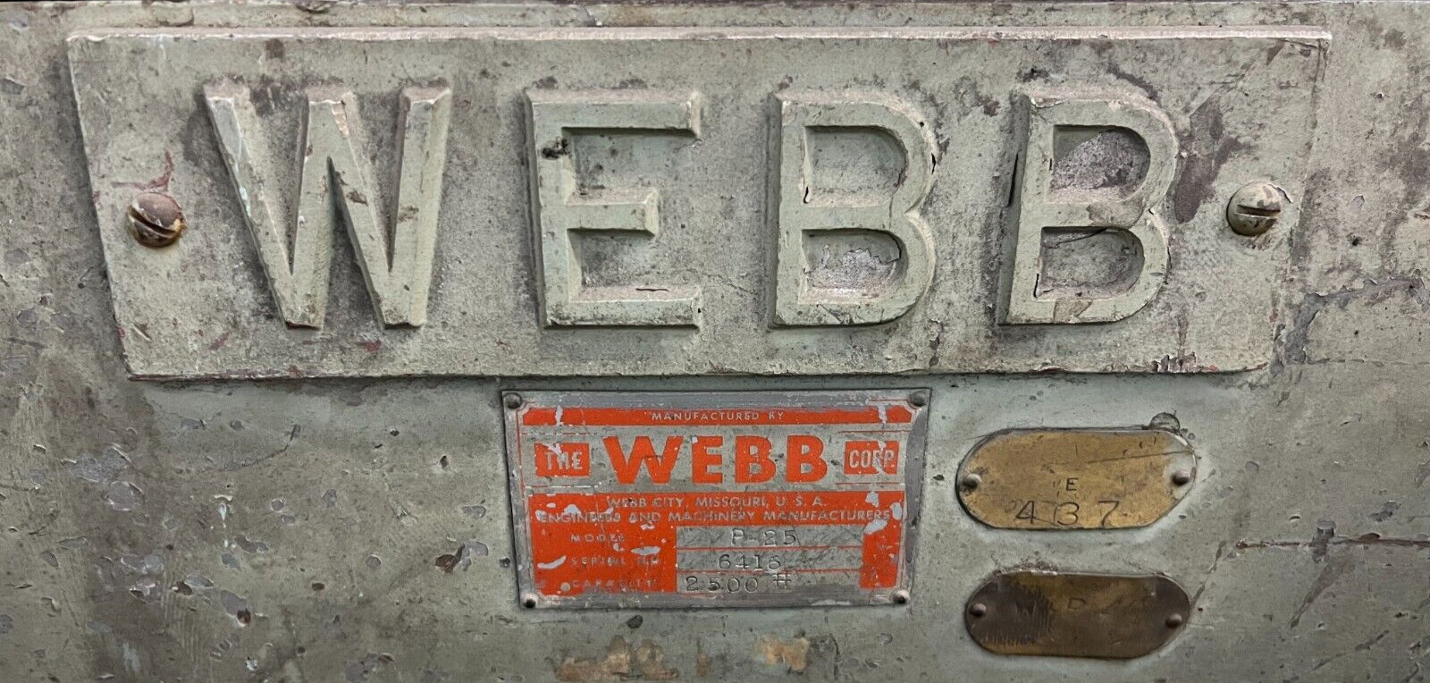 WEBB MODEL P-25 2500LB CAPACITY WELDING POSITIONER
