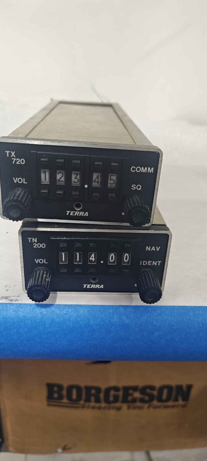 Terra NAV Receiver w/ Tray & Wiring 14V P/N TN200 Cessna 210 (0121-391)