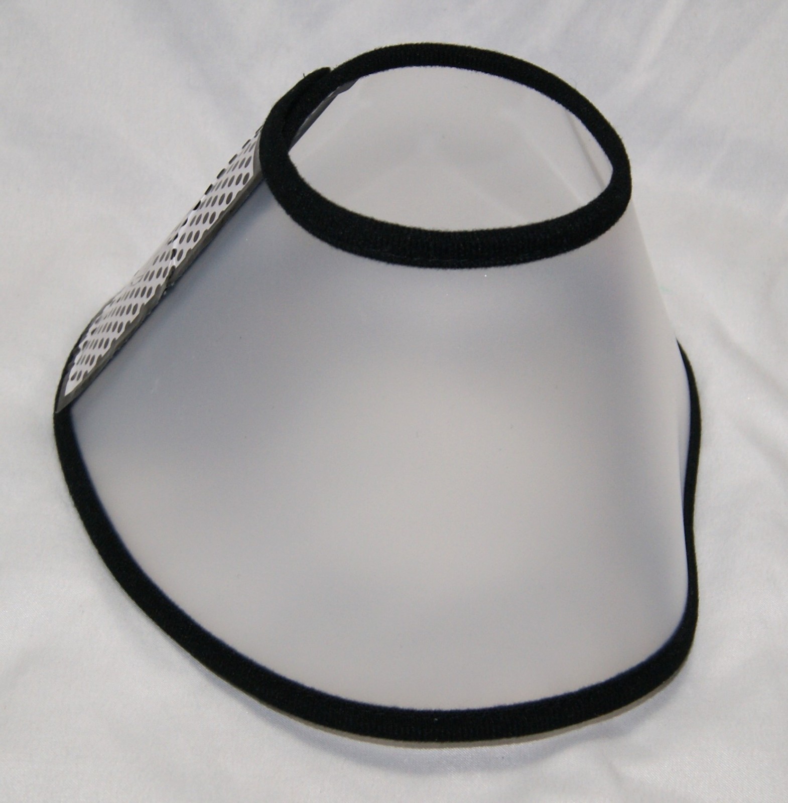 baskerville ultra muzzle size 2 black w/ adjustable cone