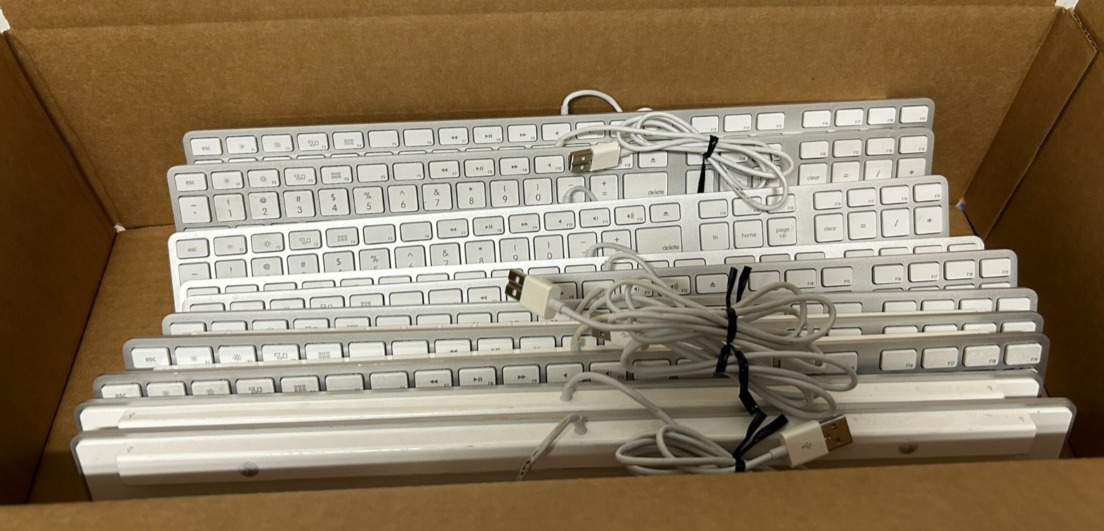 Lot of 10 Apple A1243 Keyboards Wired Slim Aluminum Ultrathin w/NumPad