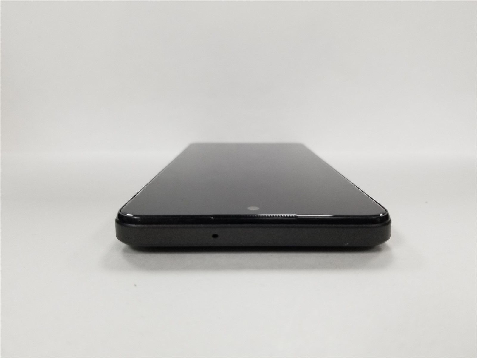 HMD Vibe 64GB Black N159V (TracFone) Fully Functional DF8301