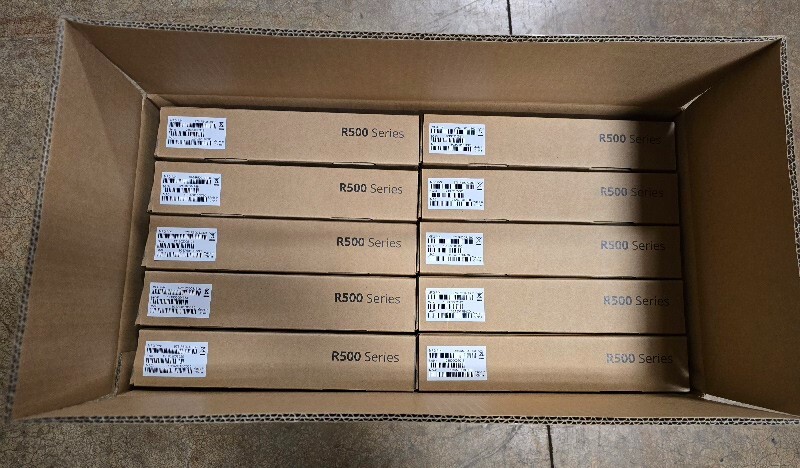 Box of 10 new 976-R500-US00: Ruckus R500 Dual-Band Wireless Access Points