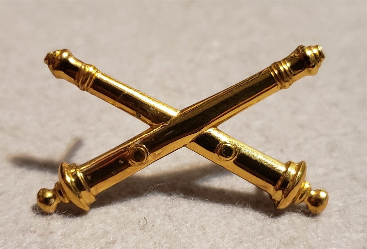 Army Artillery Hat Pin / Insignia