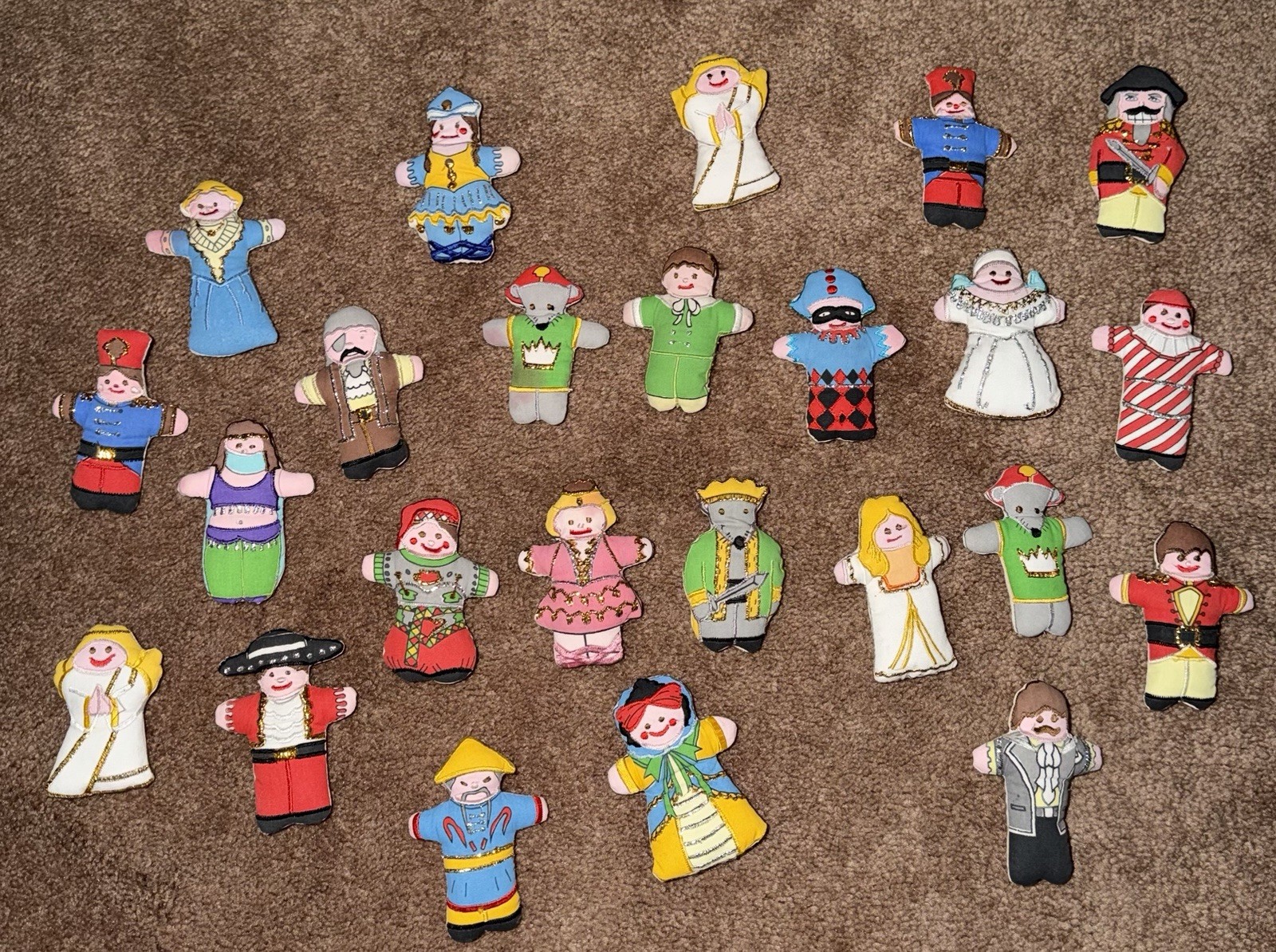 Vintage Flannel Board Story Figures Lot of 24 World Cultures Fairy Tale Felt