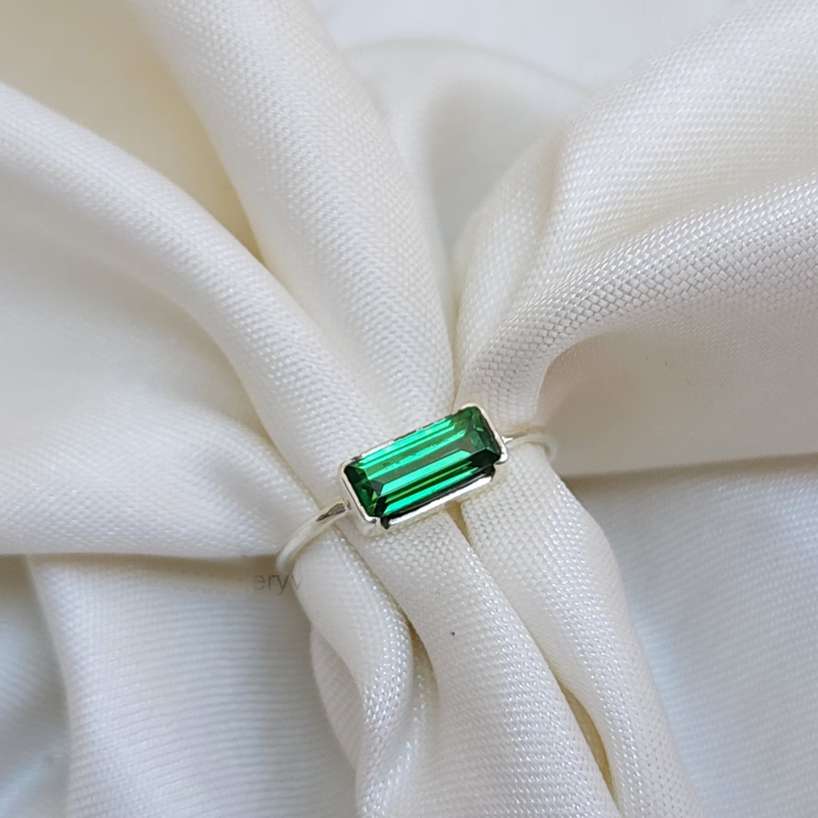 Baguette  Green Spinel Gemstone 925  Sterling Silver Band Artisan Gift Ring