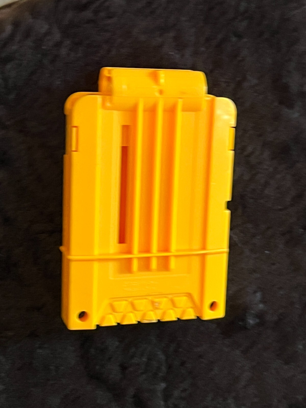 Nerf Yellow Dart Ammo Magazine C086B Yellow Cartridge 2006 Hasbro 6 Round Clip