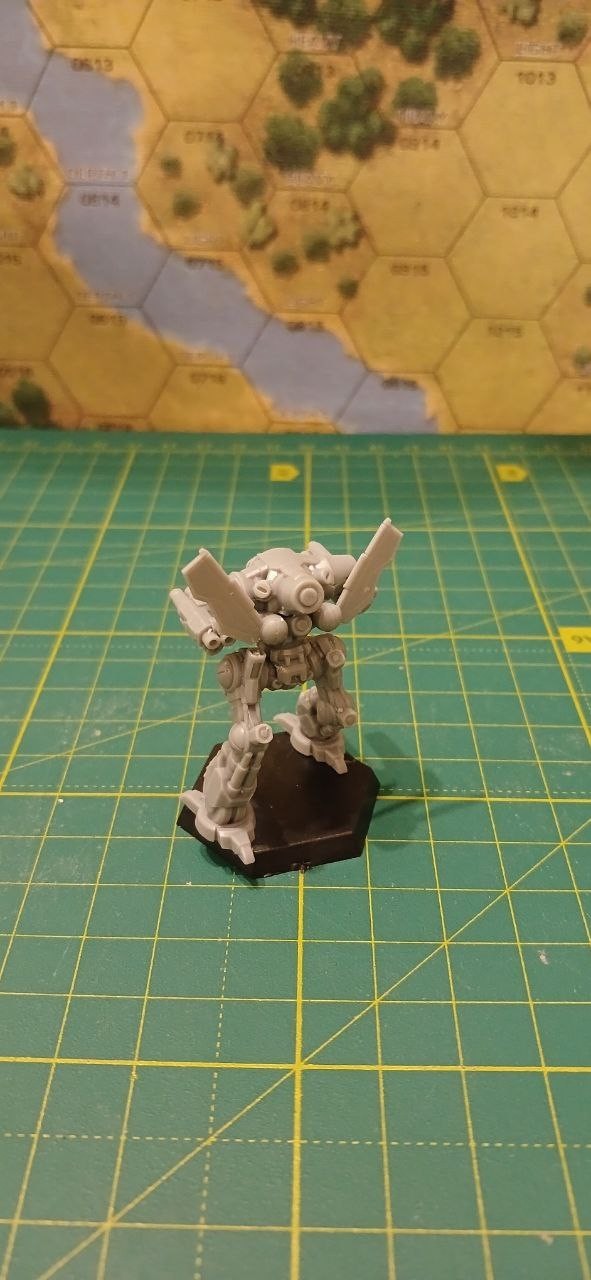 Hierofalcon, battletech game miniature