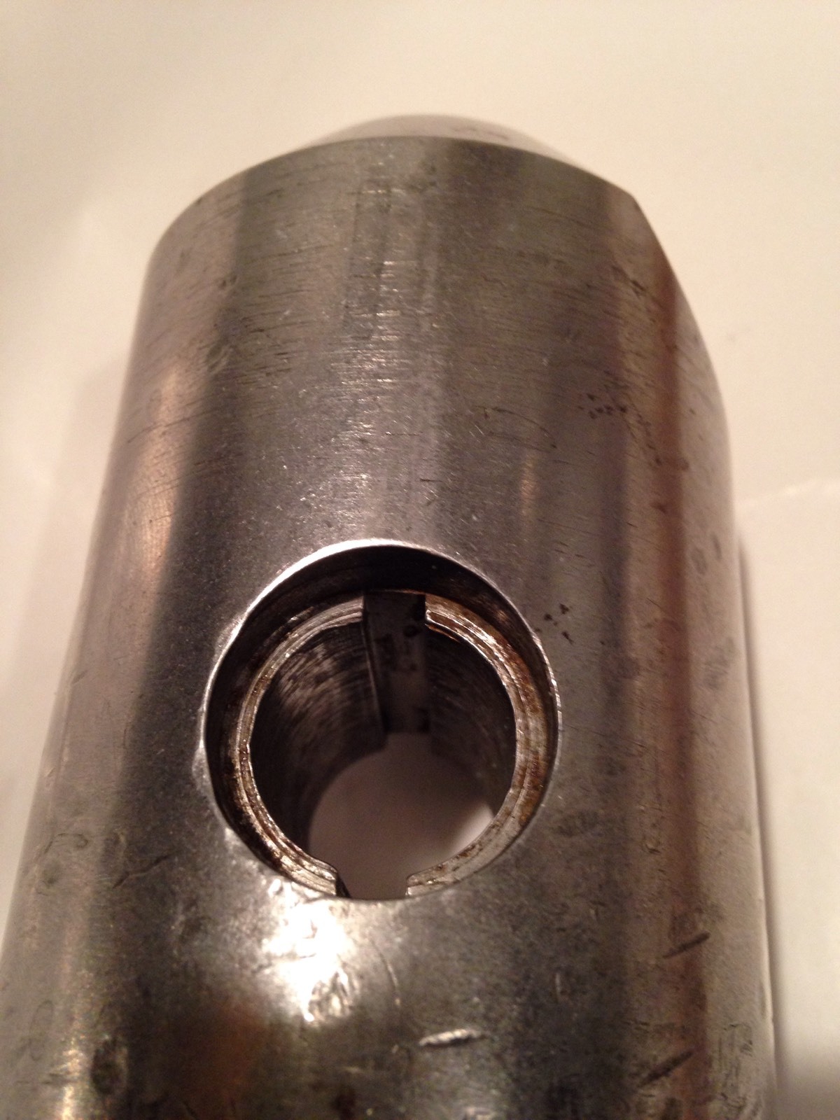 DEVLIEG MICROBORE BORING HEAD W/ TH 40FC 67 FLASH CHANGE SHANK Used Tool Holder