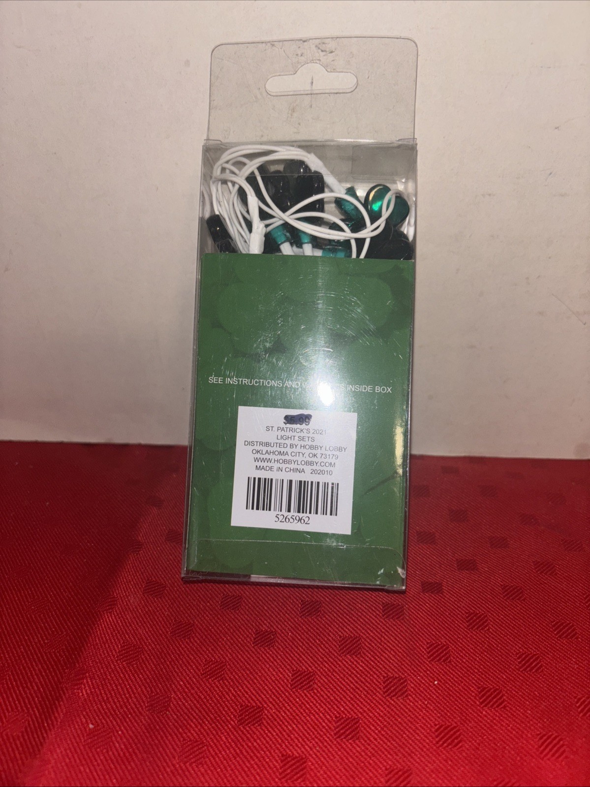 SAINT PATRICK'S LED LIGHT STRING 10 LIGHTS 3 FT. LONG INDOOR , NEW.