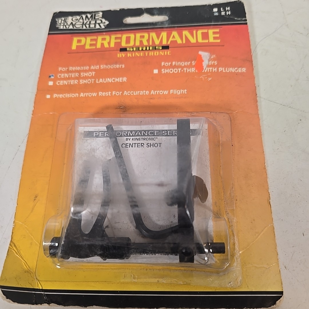 The Game Tracker Performance Series Center Shot Arrow Rest Model 4850 RH