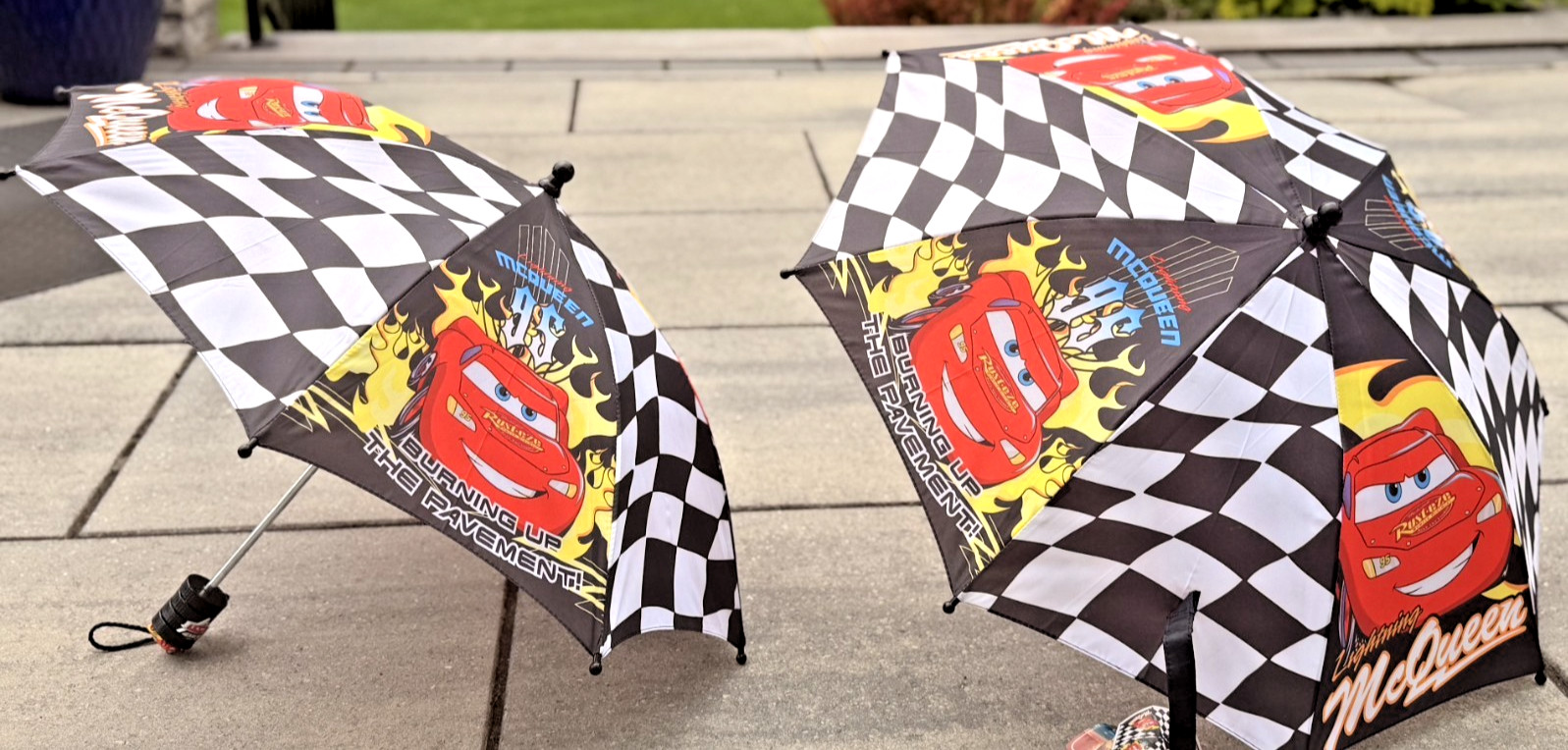 2 Disney PIXAR Cars Lightning Mcqueen Tires Boys kids Umbrellas
