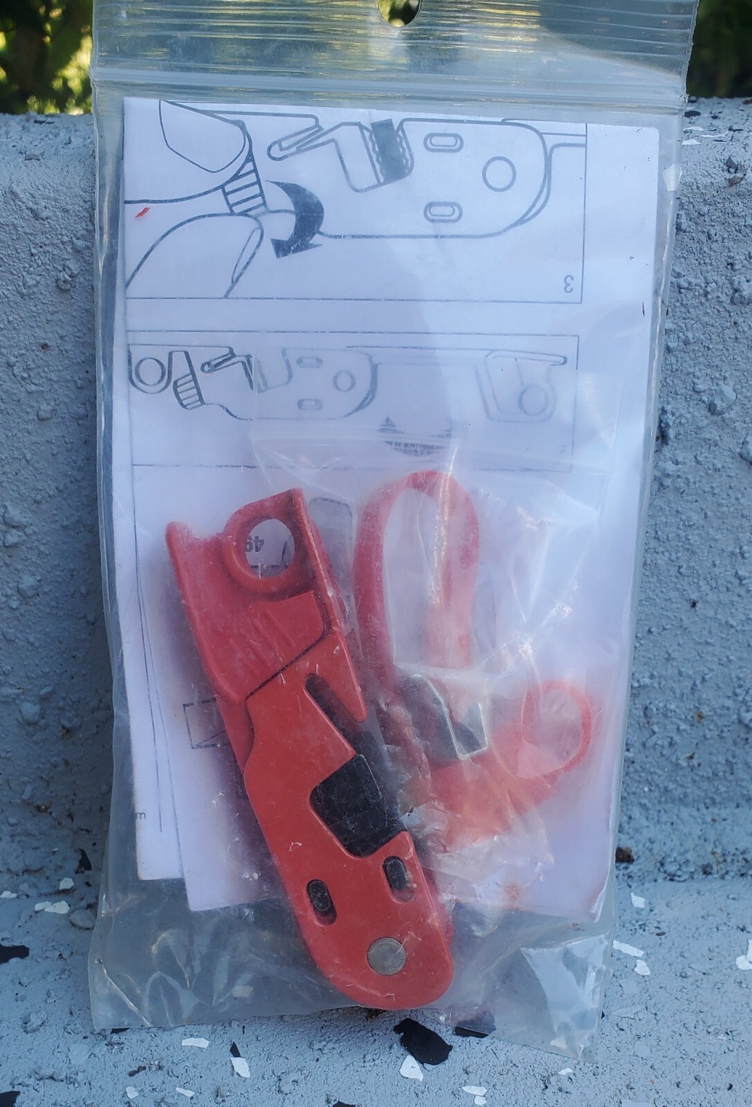 master lock assorted circuit breakers lockout