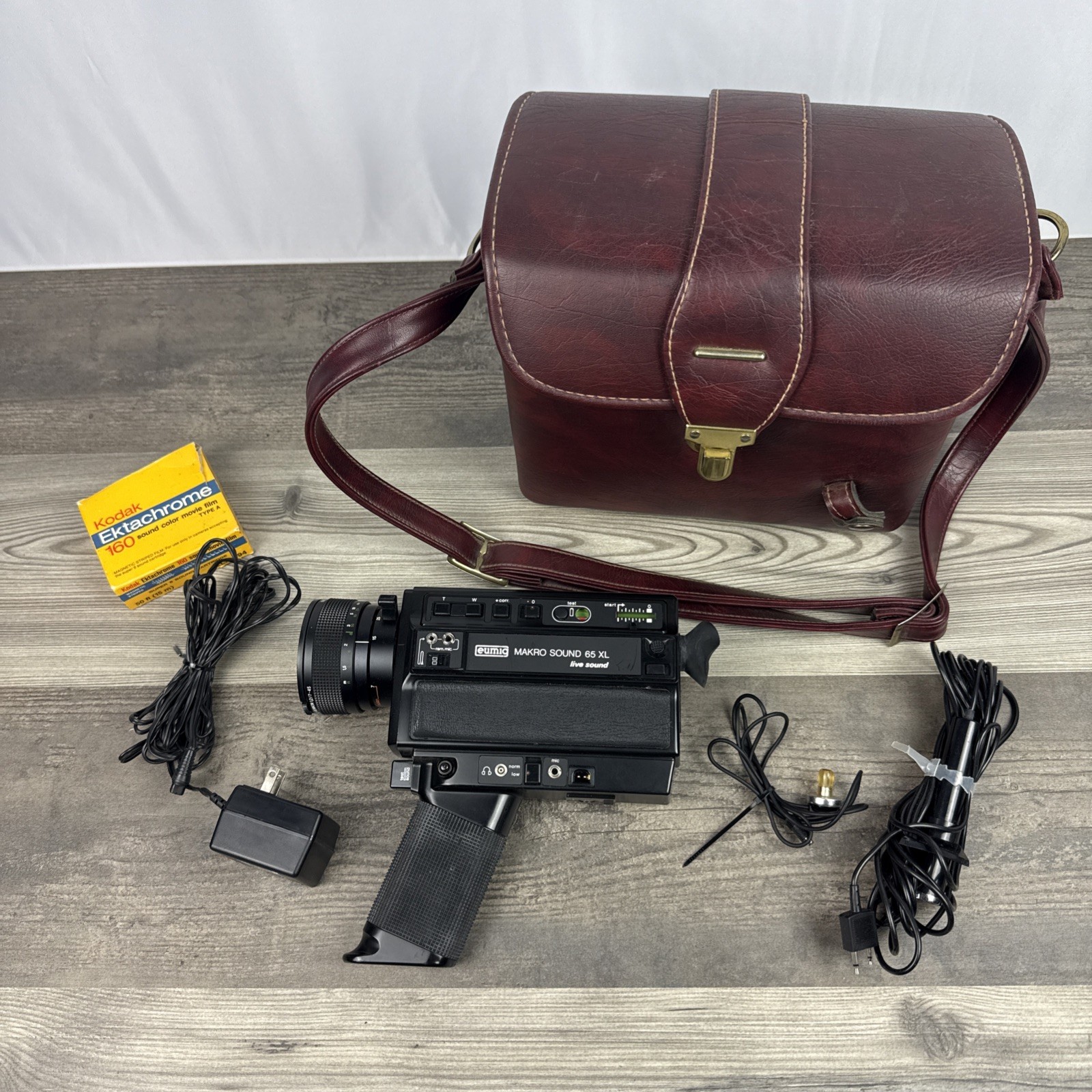 Eumig Makro Sound 65 XL Super 8 Film Camera – Untested For Parts