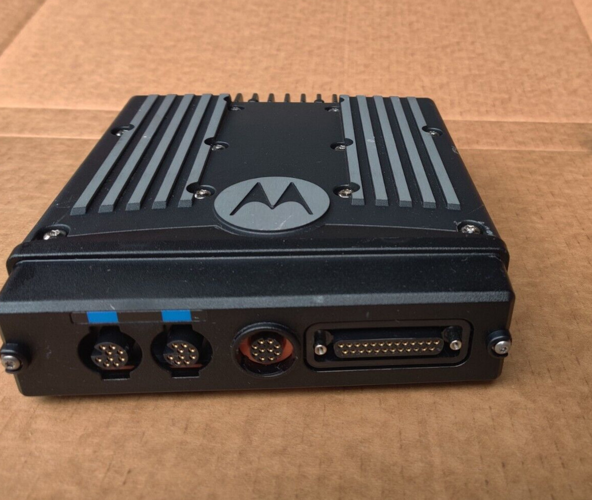 Motorola XTL5000 Mobile Radio M20URS9PW1AN 800MHz P25 SMARTZONE 9600 APCO OTAP