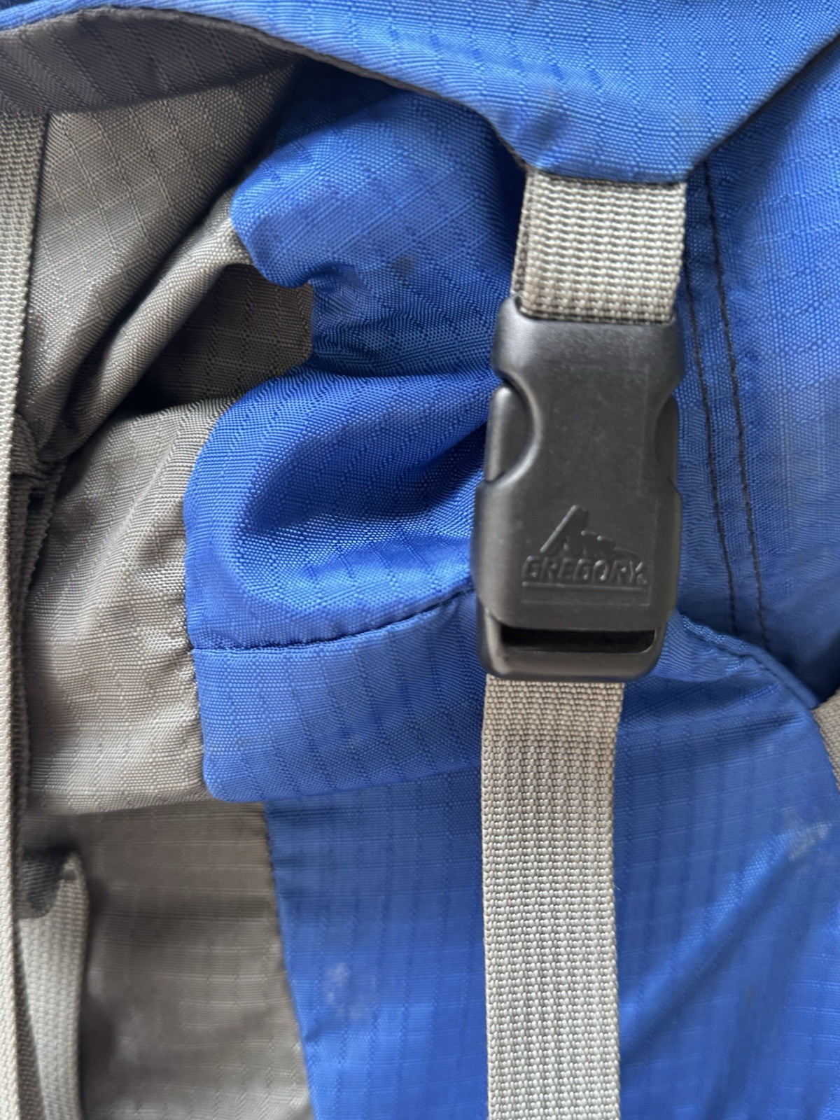 Gregory Acadia Medium Internal Frame Backpack 55-62 Liters Pre-Owned Barely Used