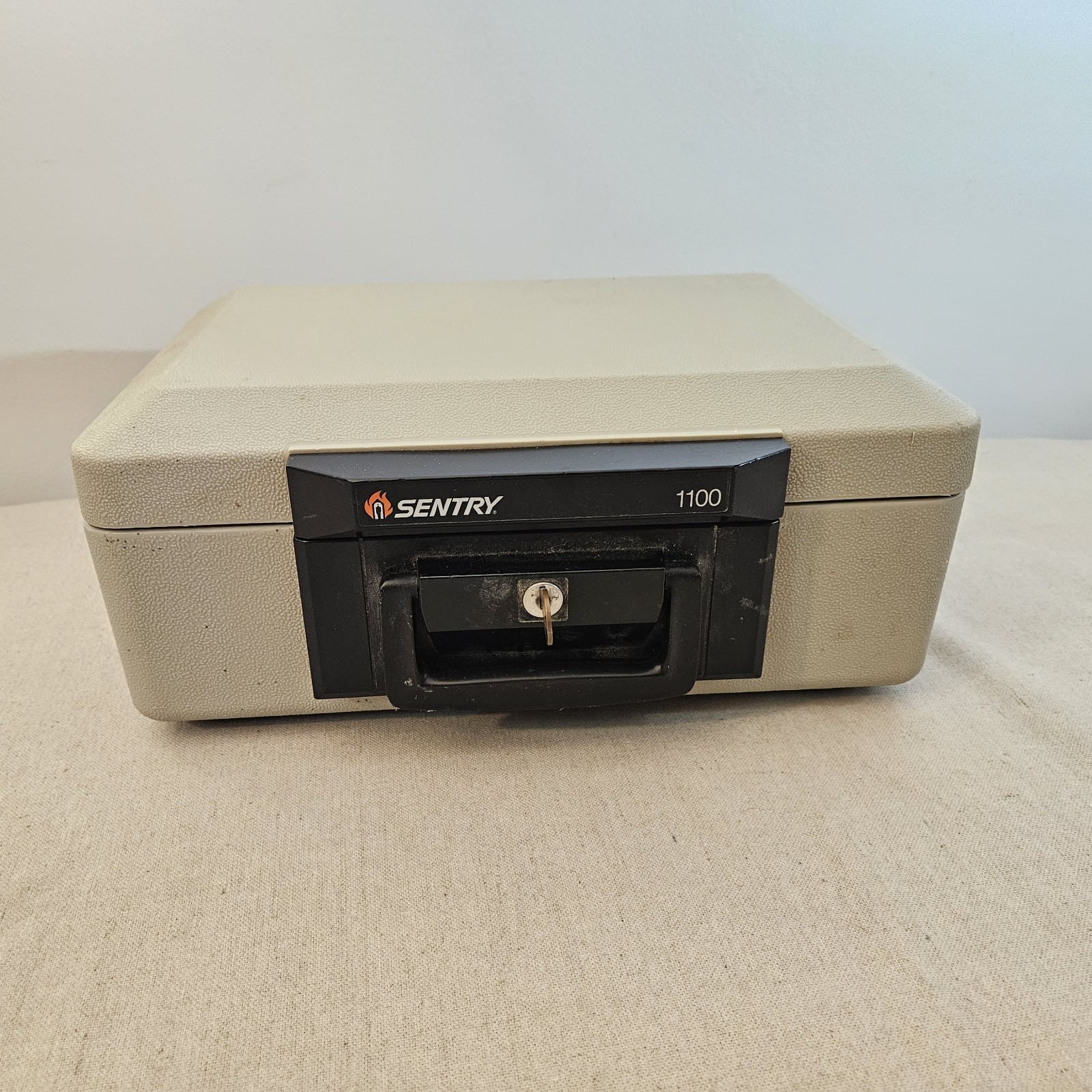 Sentry Safe 1100 Fire Proof Safe with Keys Valuables Portable Lock Box 1 key