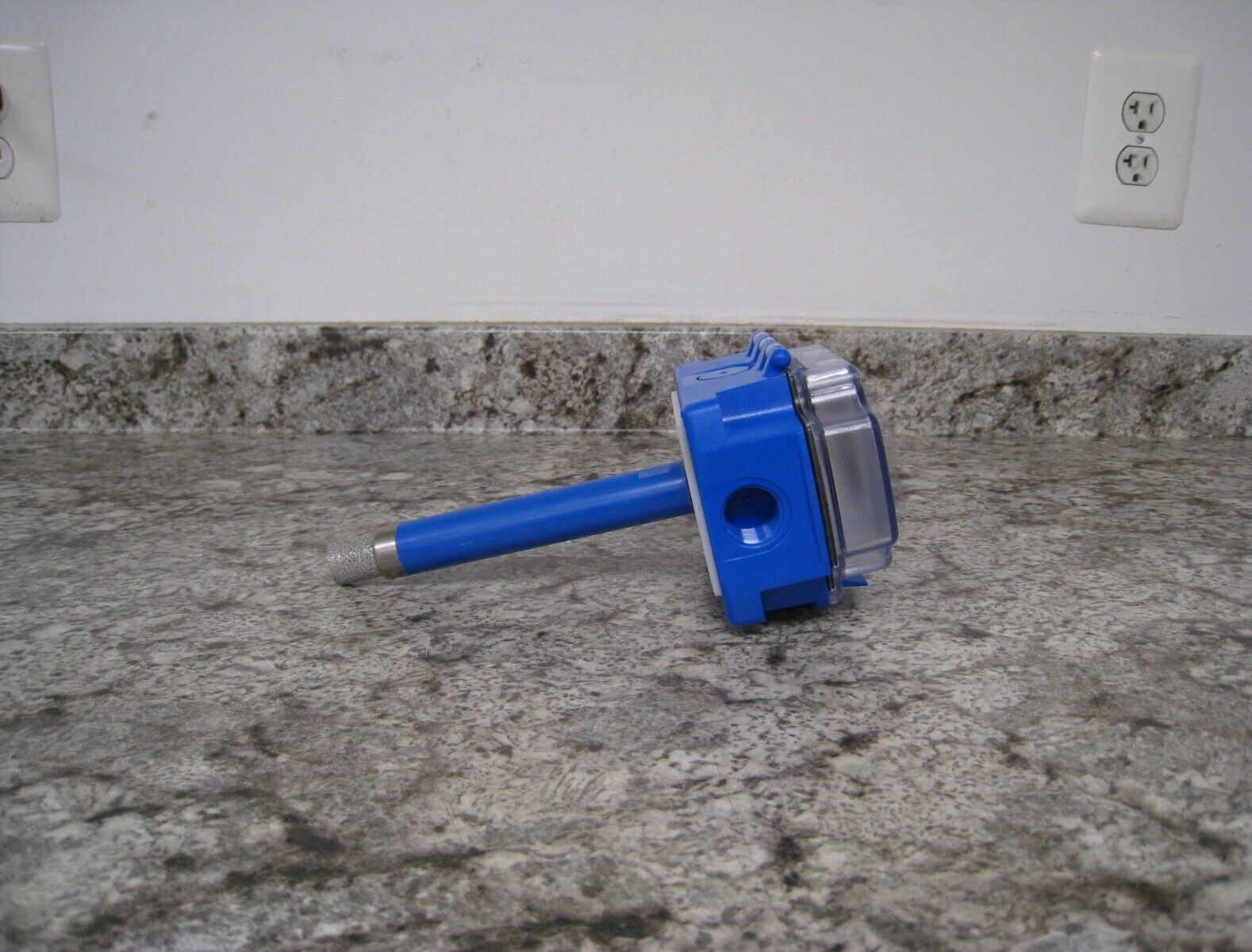 New BAPI BA/H200-D-BB +/- 2% RH Relative Humidity Duct Sensor / Transmitter