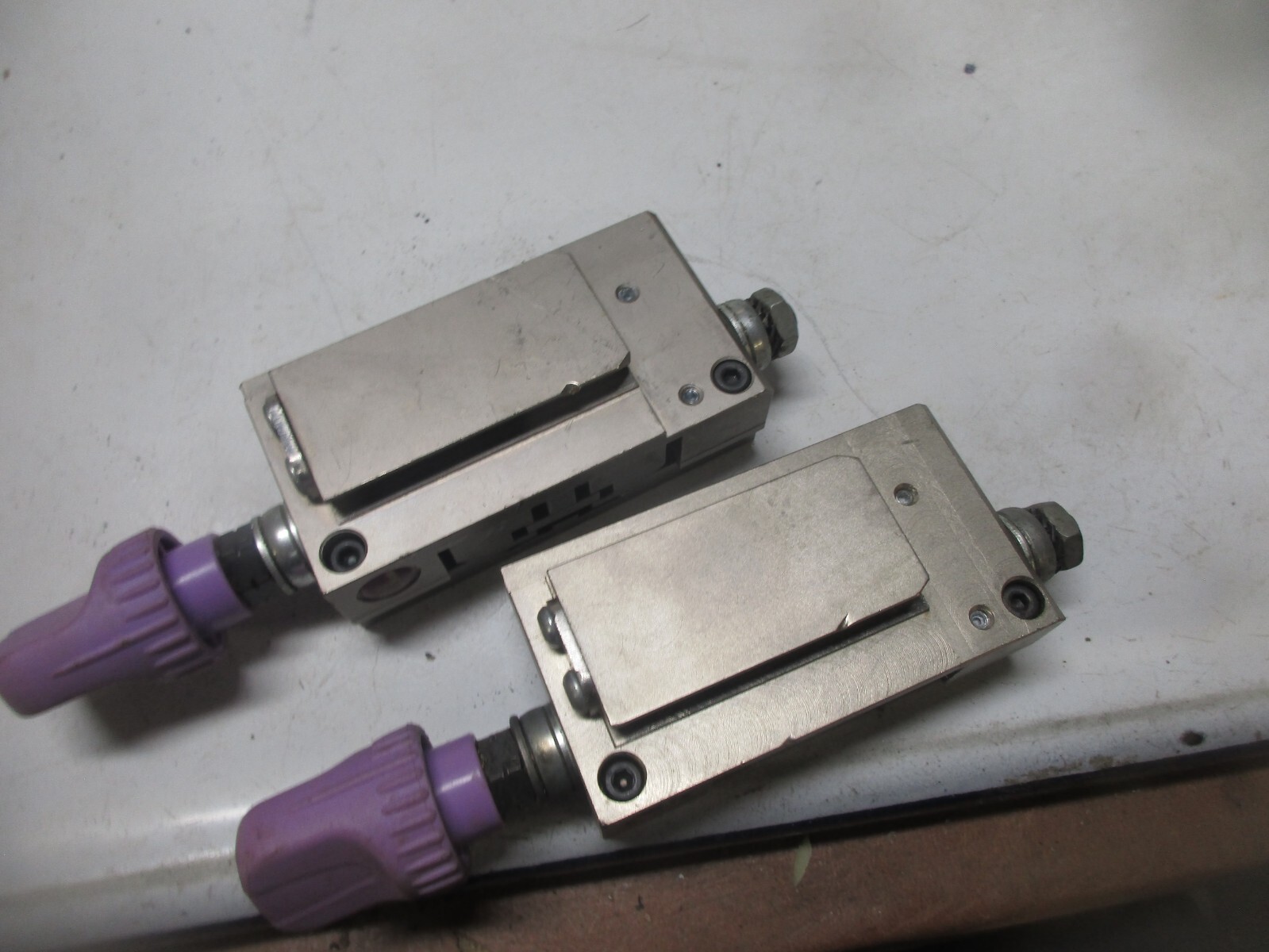 LASER 994 PURPLE JAW (F)