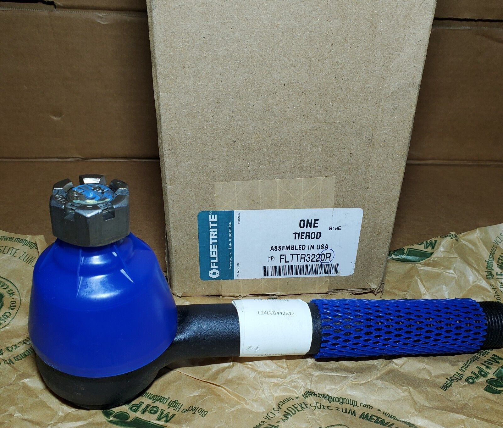 Genuine International Greaseable RH Tie Rod End Fleetrite FLTTRR3220R
