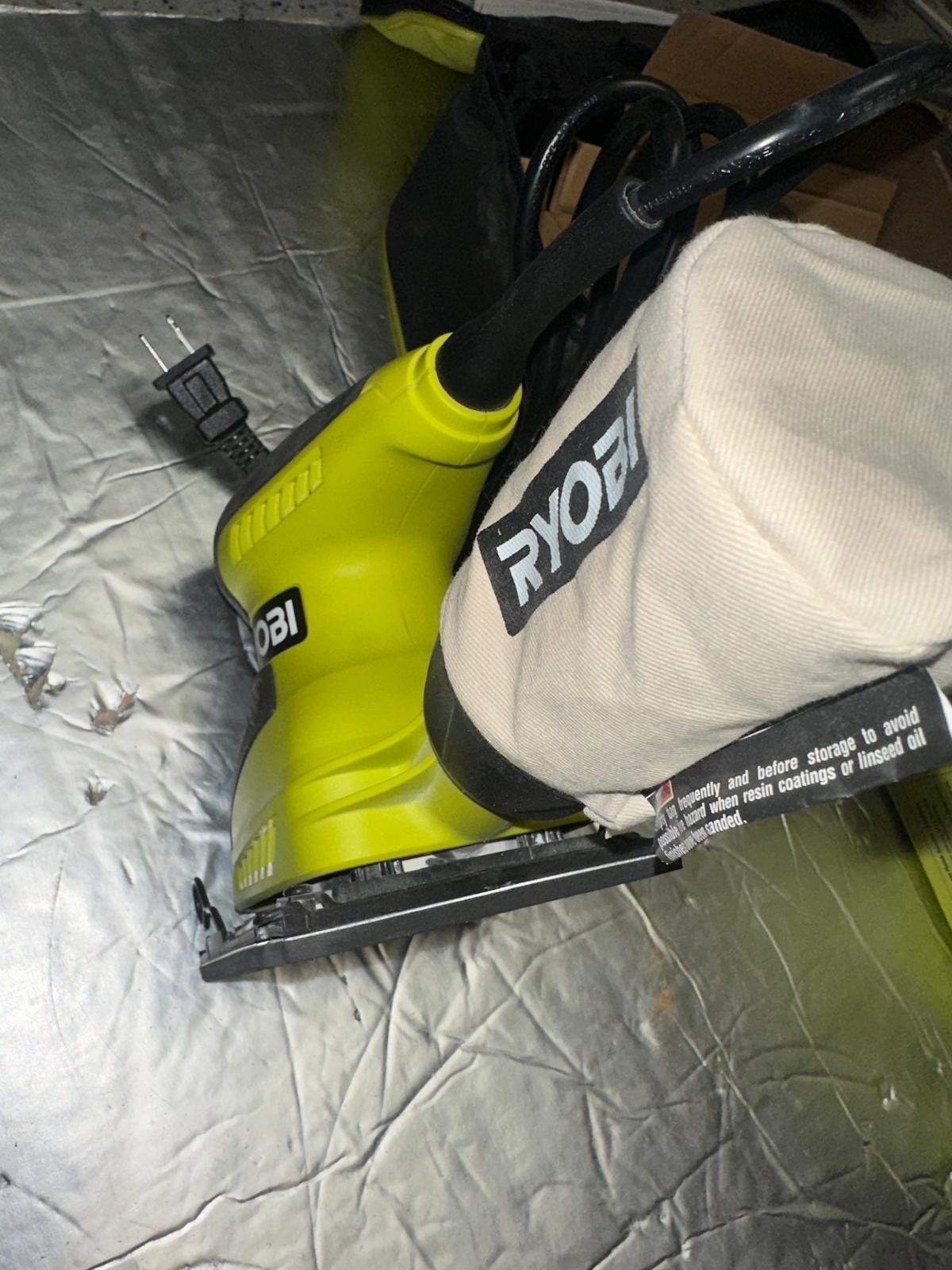 Ryobi S652DGK 2amp 1/4" Sheet Finish Sander