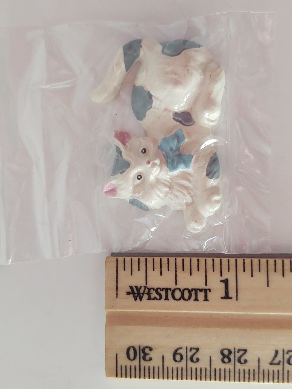 Kitty Craft Accent 2 Piece Set 1.25" Each White & Gray Cats