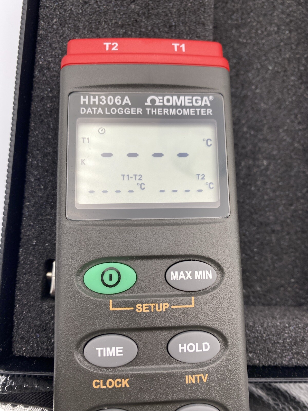 Omega Working HH306/306A Data Logger Thermometer In Box