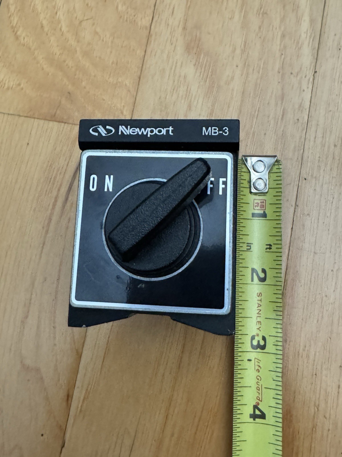 Newport MB-3 Compact Magnetic Base