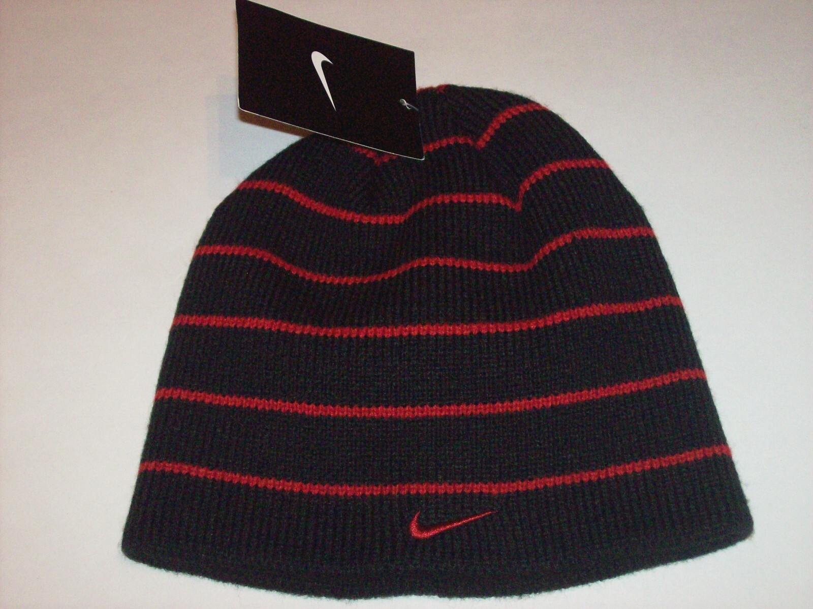 Nike Boys Cold Weather Hat Striped Black Varsity Red 8-20 New