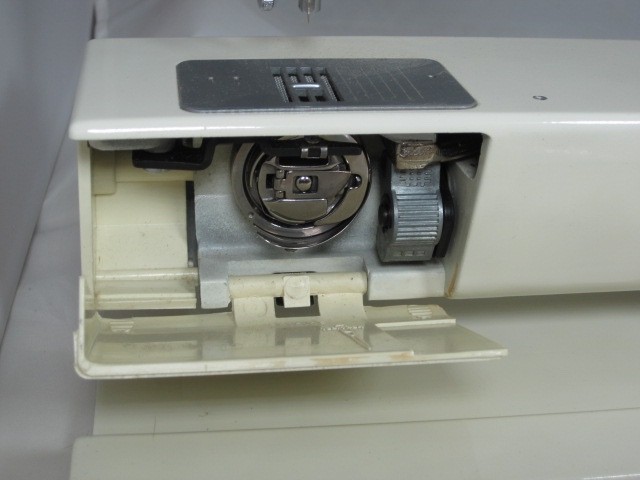 Bernette 420 sewing machine