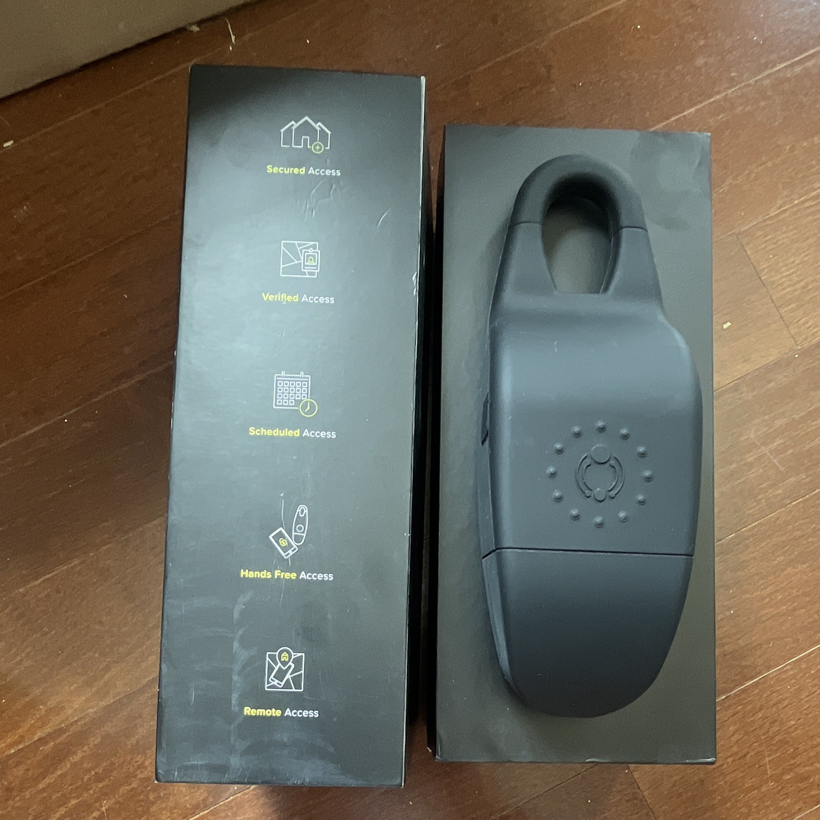TOOR Smart Lockbox Bluetooth Key Safe Combo, Black Matte Metal/Silicone
