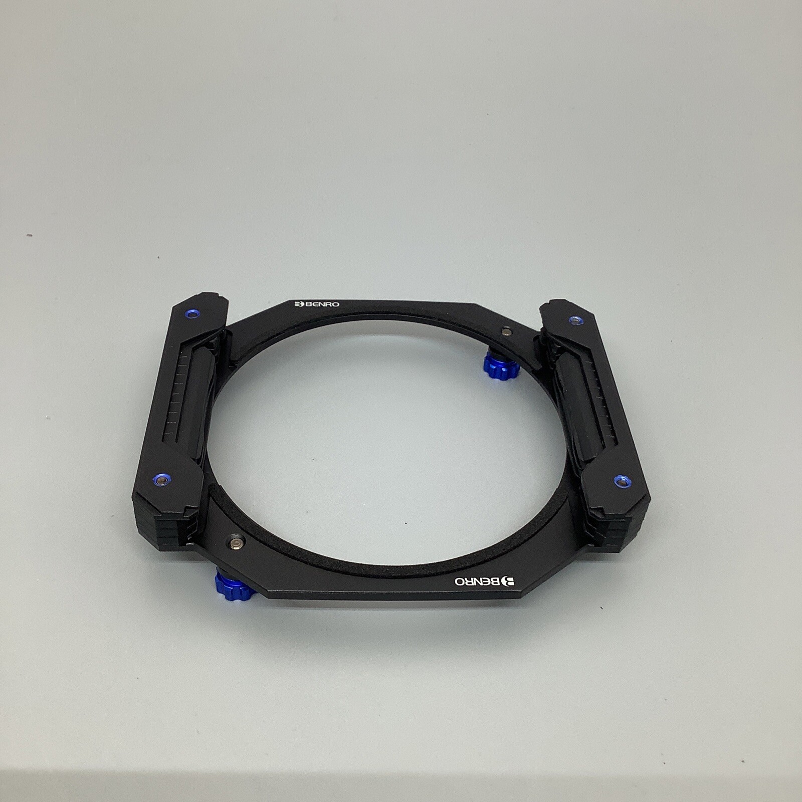 Benro Master 100mm Filter Holder Set for 72mm threaded lenses