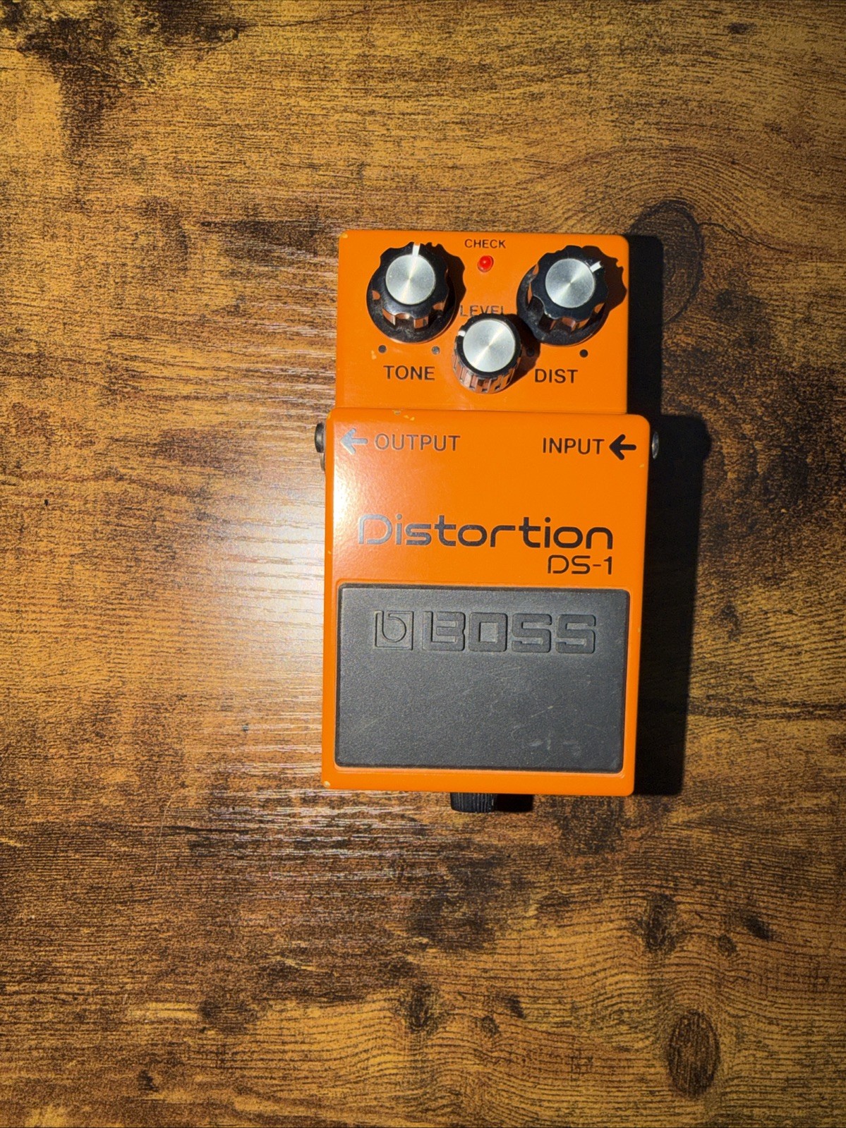 BOSS DS-1 distortion pedal - TESTED