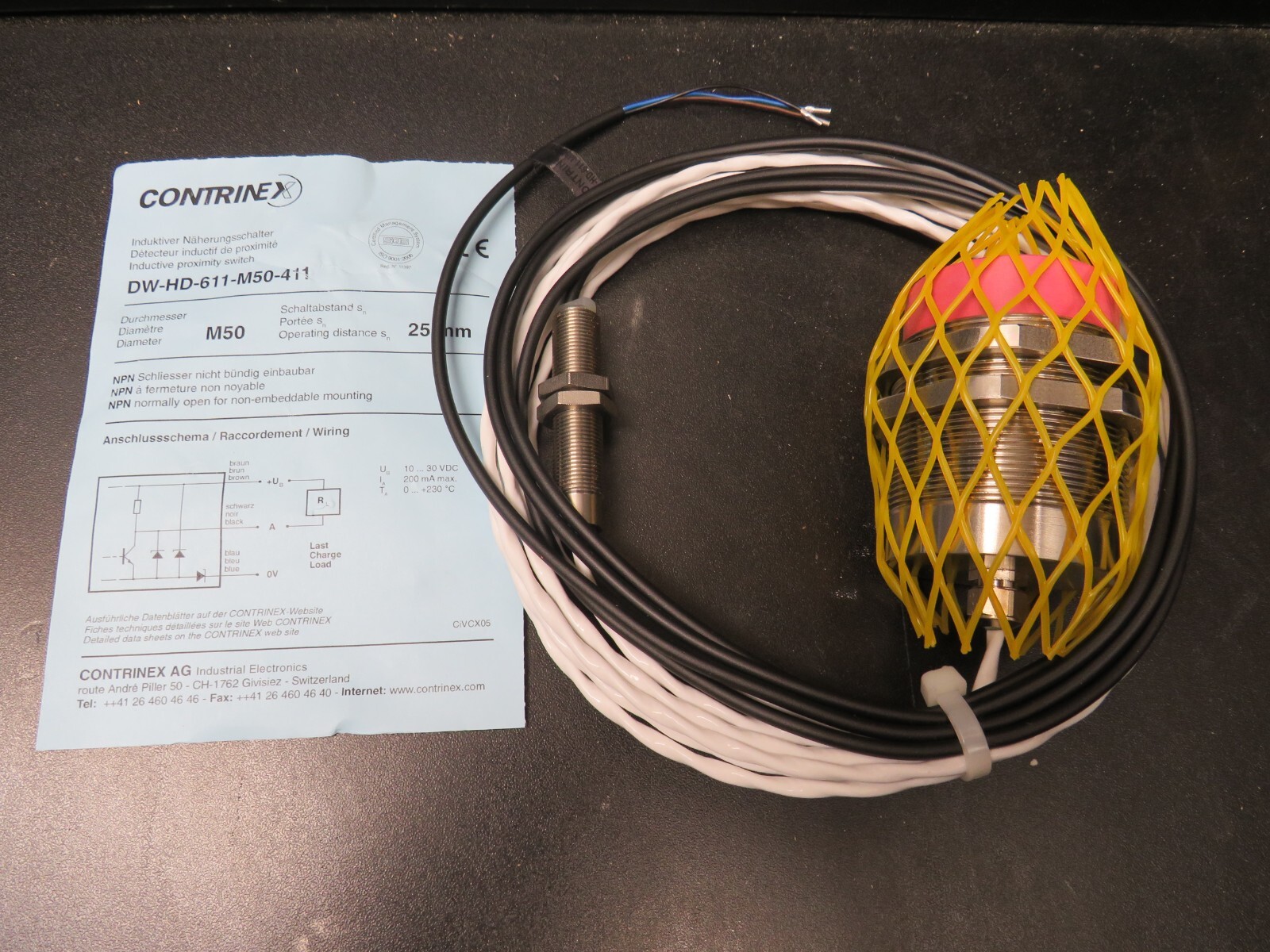 Contrinex DW-HD-611-M50-411 High Temperature Inductive Sensor