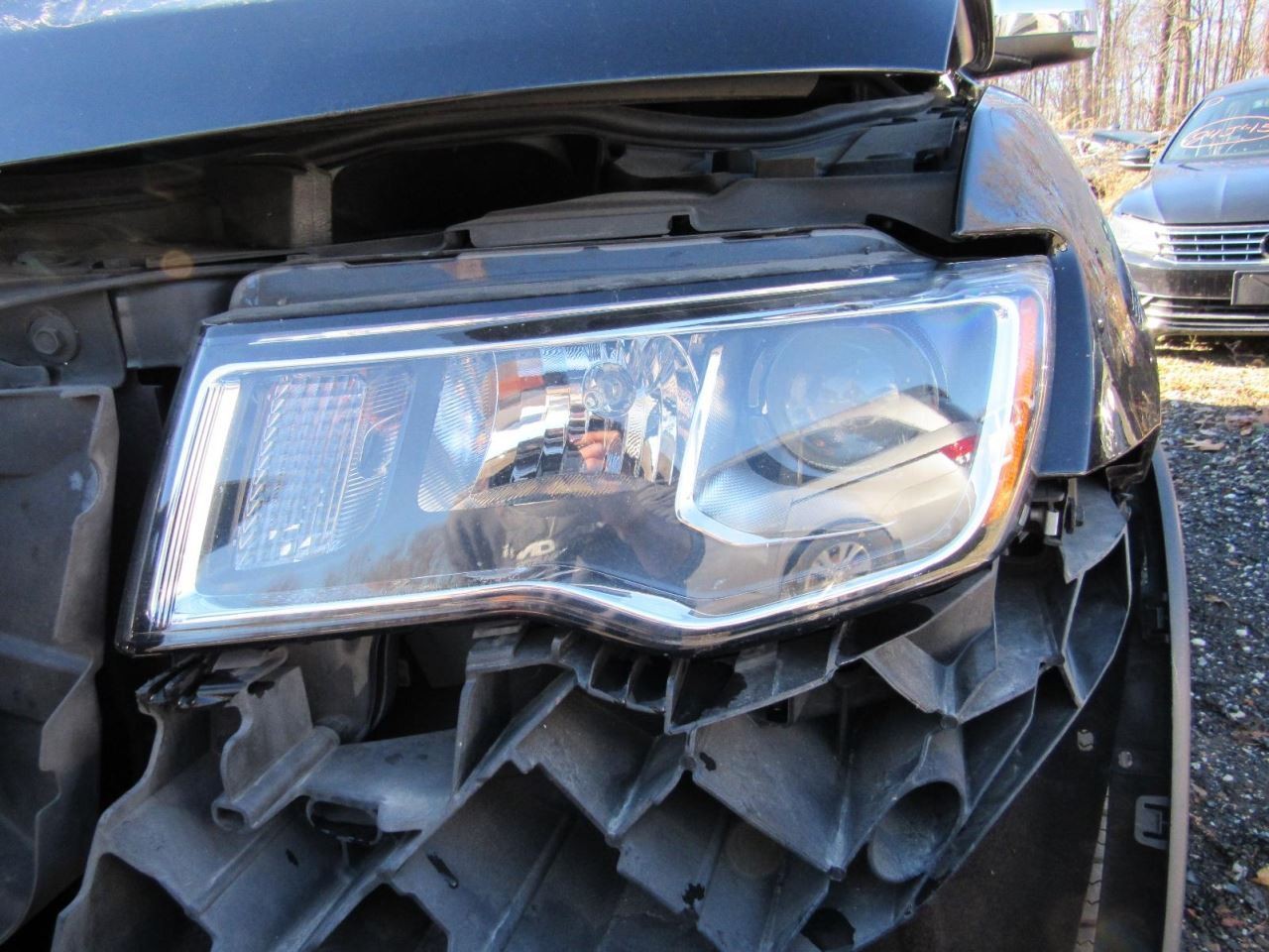 CHERGRAND 2018 Glove Box 1009963