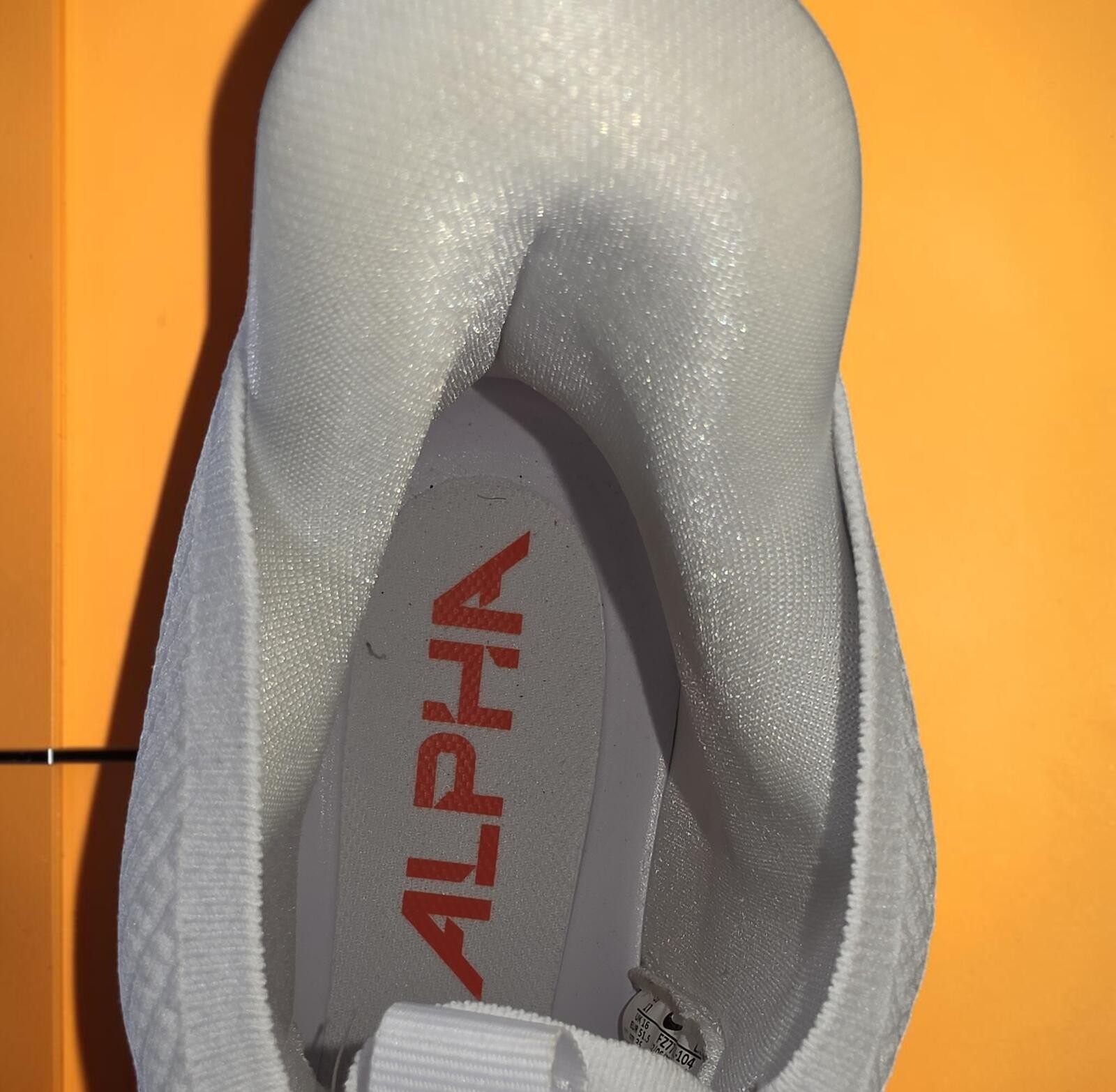 Nike Alpha Menace 4 Elite Cleats White Orange FZ7701-104 Men’s 17 NWOT No Box