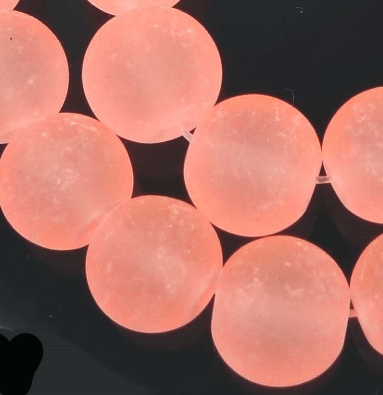 25 Frosted Sea Glass Round / Rocaille Beads Matte - light Salmon 10mm